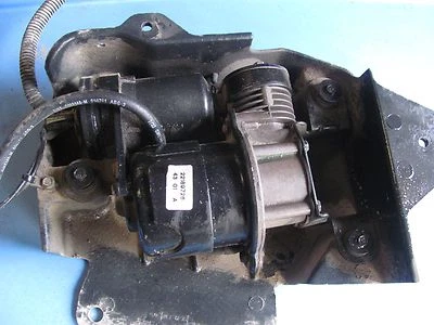 COMPRESOR SUSPENSIÓN NEUMÁTICA CADILLAC SEVILLE 1999-2000-2001-02-2003-2004 22189726 Foto 1 de 2