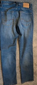 Jack & Jones Men's Tapered/Mike Fit Jeans Mid Blu Denim 32" Inside Leg 30" Waist - Picture 1 of 7