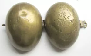 HONG KONG MADE VINTAGE BRASS EGG SHAPE CONTAINER marked box BIRD DESIGN - Picture 1 of 7