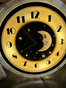 VINTAGE 60S-70S HYMAN KALEIDOSCOPE ART DECO CELESTIAL MOON WALL CLOCK - Picture 1 of 9