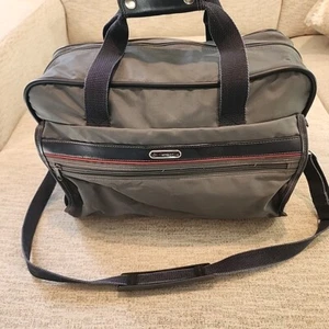Samsonite Carry On Weekend Travel Luggage Duffle Bag Gray Canvas 16x10x6 - Picture 1 of 10
