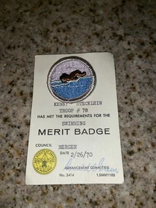 BOY SCOUT SWIMMING MERIT BADGE NEVER USED ON CARD RARE #0978 - Picture 1 of 7