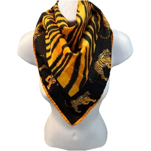 Vintage Square Fashion Scarf Tiger Animal Print Safari 26x26 Rolled Edge Italy - Picture 1 of 8
