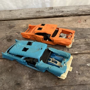 Vintage 1970 Kenner Smash Up Derby Orange Car blue station wagon - Picture 1 of 10