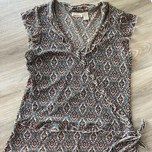 Camicetta top Y2K con volant marrone e blu stampa all over finto avvolgente boho cowgirl costiera - Foto 1 di 8