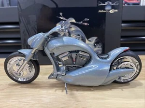 MINICHAMPS 1/12 HOLLISTER'S Excite 2003 SILVER Pearl Classic Bike Moto - Picture 1 of 16