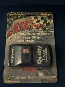 Cámaras de carreras reutilizables NASCAR Dale Jarrett #88 de 35 mm NOS - Imagen 1 de 2
