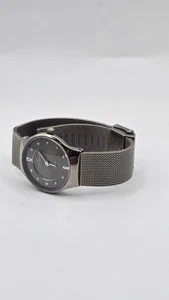 Skagen Denmark Slimline anthrazitfarbenes Zifferblatt Titan Damenuhr 233XSTTM - Bild 1 von 9