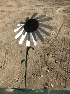 All recycled metal white flower garden stake yard art lawn ornament 22" tall - Picture 1 of 2