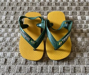 new HAVAIANAS Baby Brazil Logo Flip Flops Thong Sandals 6 C Yellow + Green - Picture 1 of 7