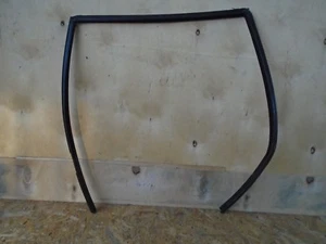 1979 ELECTRA rear DOOR WINDOW TRACK SEAL RUBBER Impala Pontiac Cadillac 78 77 ? - Picture 1 of 9
