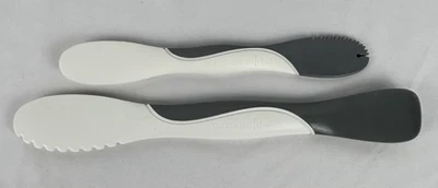 Lot Of 2 Pampered Chef Scoop And Spread Silicone Spatula Spreader 1708 - Image 1 of 4