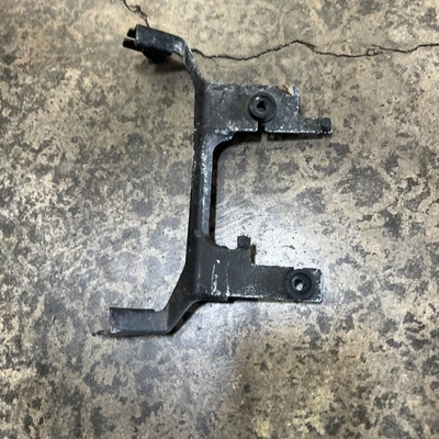 Soporte de medidor Yamaha RD350YPVS RZ350 OEM RD250YPVS 29L-83519-00 Foto 1 de 4