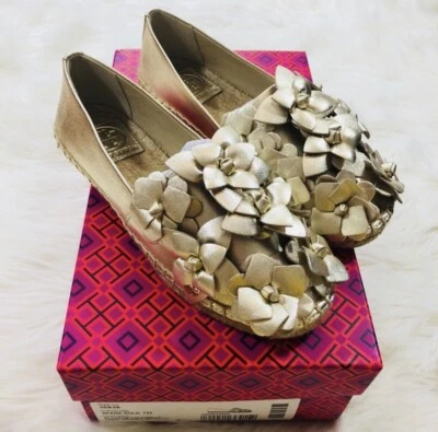 Tory Burch Blossom 浅金色皮革金属帆布鞋 花卉平底鞋 5 米 全新带盒 — 第 1/4 张图片