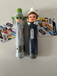 Star Wars Lichtschwert Spielzeug MANDALORIAN Das Kind und AHSOKA TANO Hasbro *NEU* - Bild 1 von 7