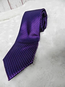 MICHAEL KORS 100% Silk  Hexagon Geometric Purple Tie - Picture 1 of 6