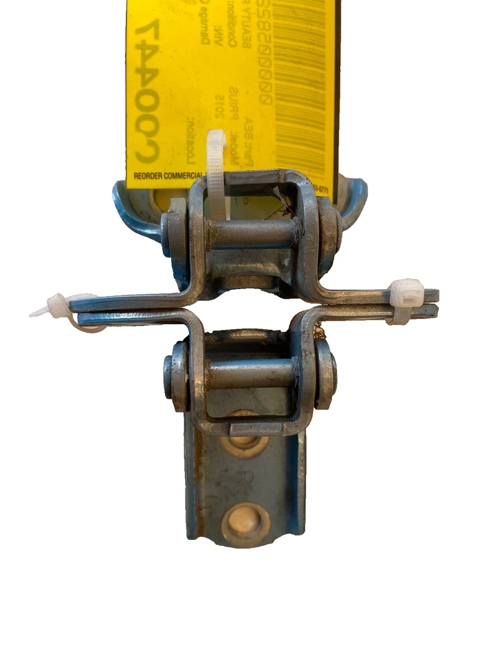 Петля задней двери 2015 TOYOTA PRIUS C хэтчбек верхняя и нижняя правая со стороны пассажира - Изображение 1 из 4