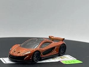2014 HOT WHEELS MCLAREN P1 CFH20 ORANGE 1:64 DIECAST 2 3/4" CAR - Picture 1 of 11
