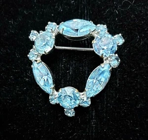 Silver Tone Brooch W/Blue Round & Marquise Facted Glass Stones Triangular Shaped - Picture 1 of 3