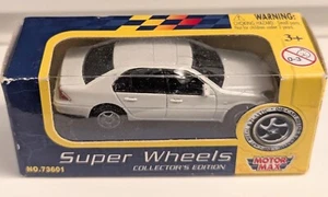 RARE Motor Max 2001 Lexus LS430 Diecast 1:64 Pearl White 6064 ExcellentCondition - Picture 1 of 8