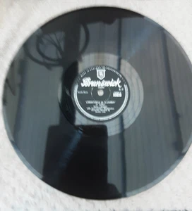 BING CROSBY CHRISTMAS IS A COMIN' / IS CHRISTMAS ONLY A TREE 78 rpm BRUNSWICK - Picture 1 of 4