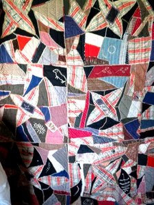 Edredón Antiguo Patrón Loco Aplicado Fechas 1914-1920 Peso 84"x84" Granja - Imagen 1 de 14