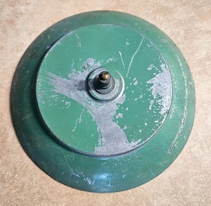 Metall grüner Sockel markiert PX hielt das beste Zeug 6" Durchmesser 1 3/4" hoch - Bild 1 von 3