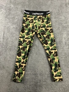 Pantaloni da palestra a compressione A Bathing Ape X Adidas grandi mimetici mimetici - Foto 1 di 12