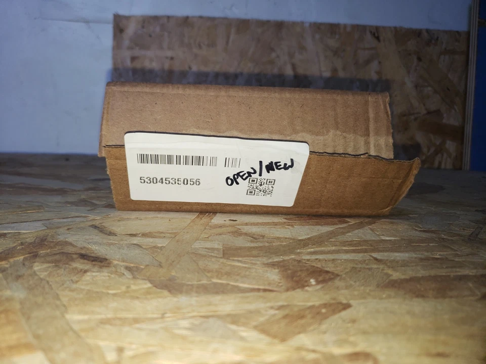 5304535056 OEM Frigidaire Refrigerator Control Board Open New - Image 1 of 1