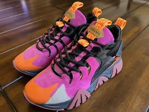 Zapatillas de tiburón Versace gamuza talla EU 42.5 EE. UU. 9.5 púrpura naranja ¡NUEVAS! - Imagen 1 de 8