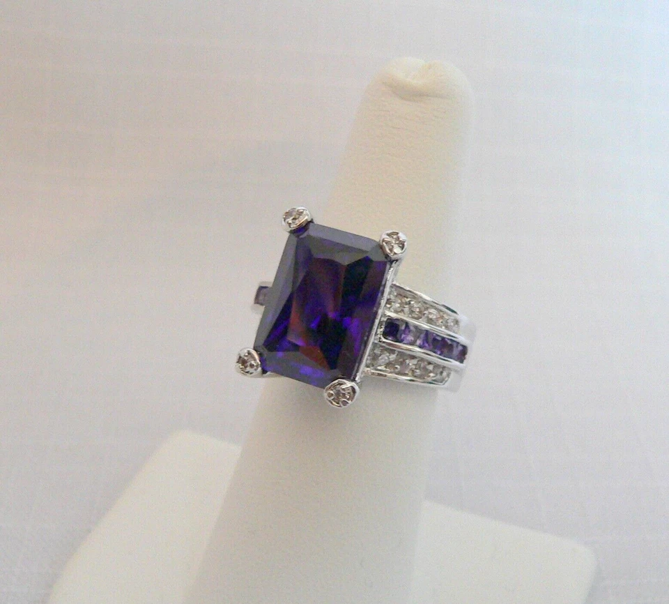 Anillo de reserva retirado Park Lane con circonita cúbica púrpura impresionante y nuevo talla 5 nuevo Foto 1 de 4