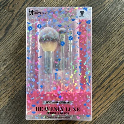 IT COSMETICS IT’s Your Beautiful Basics! 3-Piece Makeup Brush Set + Case NIB - Image 1 of 2