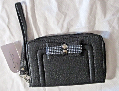 Jessica Simpson Evonne Black Bow Zip Around Wallet Clutch Leopard Wristlet NWT - Image 1 of 4