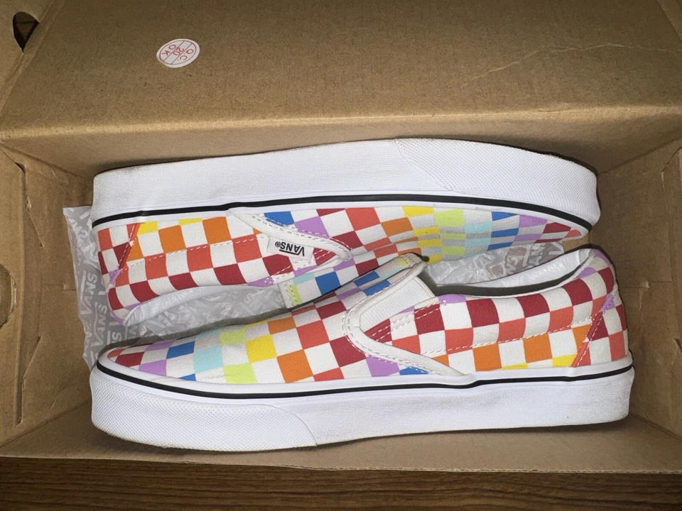 Size 9 - VANS Classic Slip-On Multicoloured