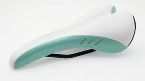Fizik Vesta Road MTB Bicycle Bike Saddle Wide Seat for Women w/Tiffany sides - Picture 1 of 9