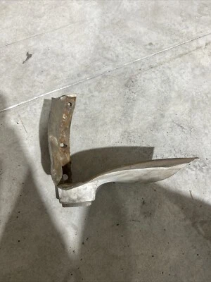 Chevy Nova 1975-1979 carrocería delantera relleno izquierda Foto 1 de 4