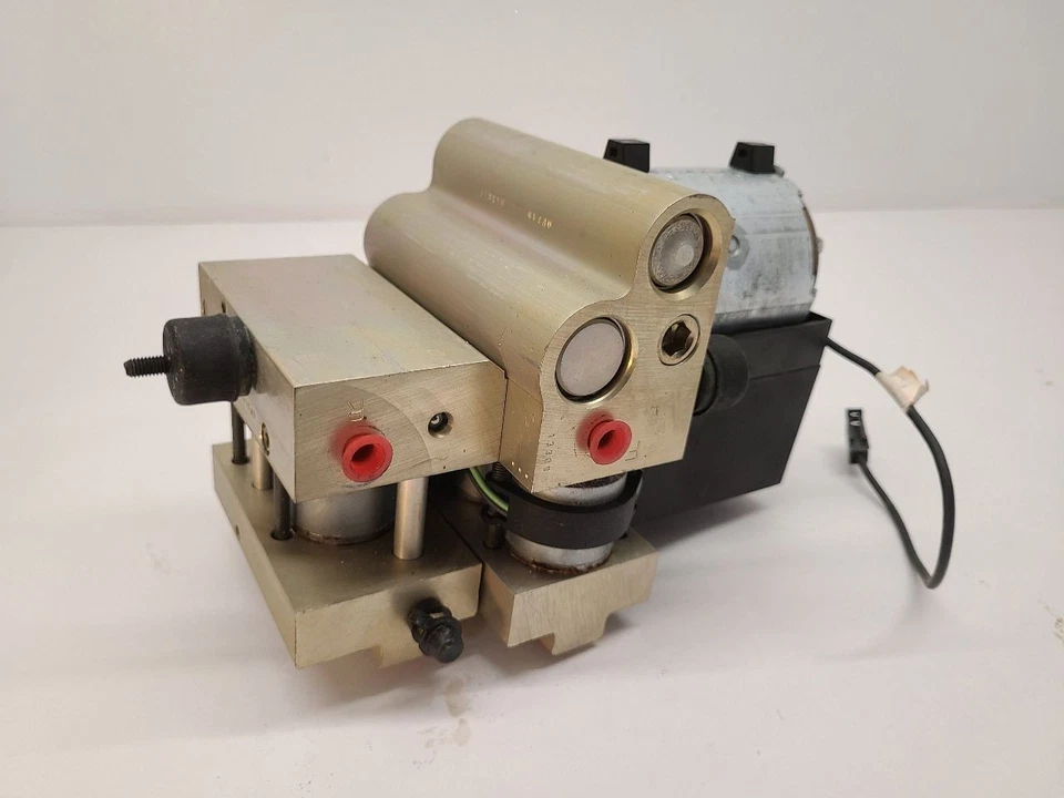 Chevrolet Corvette 1992-1995 conjunto de piezas de freno antibloqueo ZR1 12516323 Foto 1 de 4