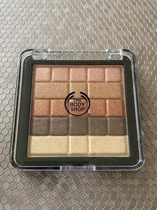 The Body Shop 01 Bronze Shimmer Waves 8.2g New And Sealed Bronzer - Picture 1 of 3