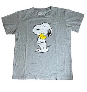 Uniqlo Kaws x Peanuts Snoopy Woodstock T-shirt Size 11-12 - Picture 1 of 3