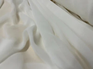 IVORY PLAIN CHIFFON FABRIC DRESS BRIDAL CRAFT DRAPE MATERIAL 150 CMS WIDE - Picture 1 of 4