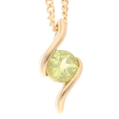 9Carat Yellow Gold Peridot Pendant (6x6mm) w/ 16/18" Curb Chain (1mm Wide) - Image 1 of 3
