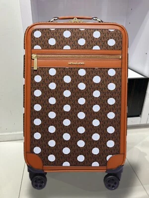 Maleta trolley de viaje Michael Kors pequeña para mujer con logotipo a lunares marrón Foto 1 de 4