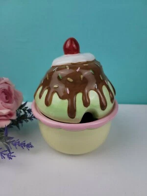 Azúcarero para helados Boston Warehouse Trading Corp. Foto 1 de 4