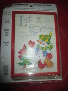 CHRISTMAS Vintage LET IT SNOW SNOWMAN w/FRAME CROSS STITCH KIT - 1990's - Picture 1 of 2