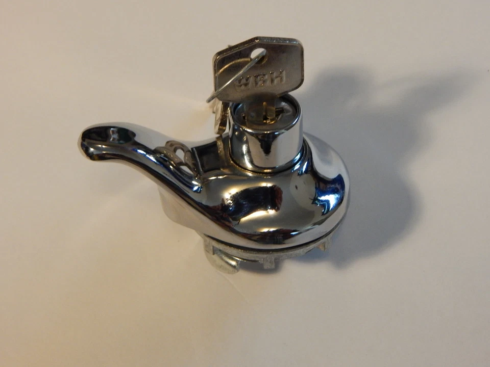 New Trunk Boot Lock Latch Assembly with 2 Keys for MGB 1963-1980 Made in the UK - Image 1 of 1