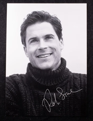 Rob Lowe 5x7 Autographed Photo American Actor Cover