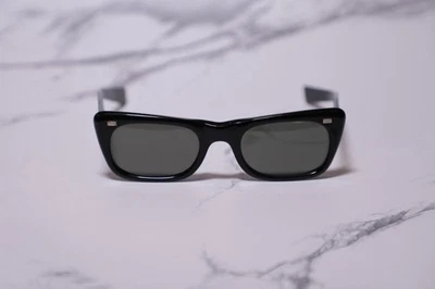 VINTAGE RARE 1960'S AMERICAN OPTICAL True Color BRAVADO MIDCENTURY SUNGLASSES - Image 1 of 4