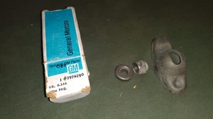 GM Rocker Arm assembly 3974290 ( ref: MRK-401 , 214-1020 , 44014K , 3843359 - Picture 1 of 3