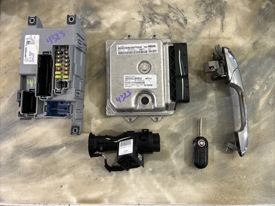 12 13 14 Fiat 500 1.4 A/T ECU SET Ignition Key Handle BCM P68083995 68073360AI - Image 1 of 4