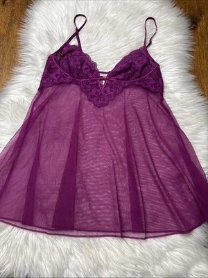 Sexy lencería babydoll de encaje transparente púrpura Victoria's Secret S Foto 1 de 4